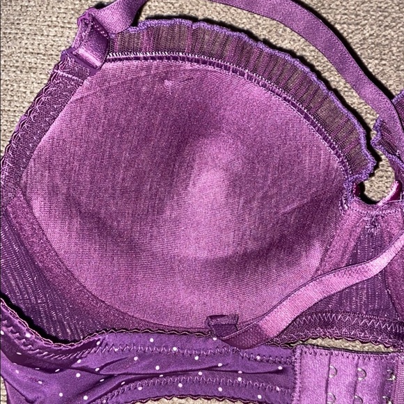 Bra - Picture 6 of 7